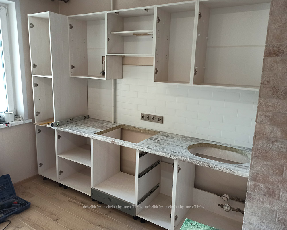 Прямая кухня на 2,6 метра