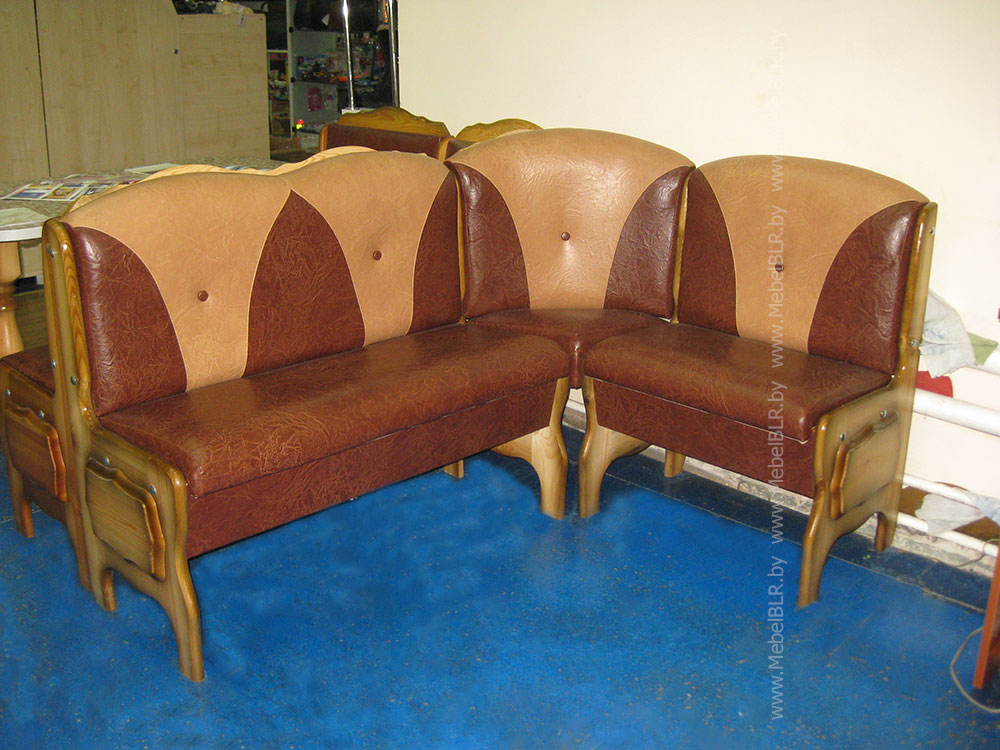 Кухонный угловой диван "Уют"