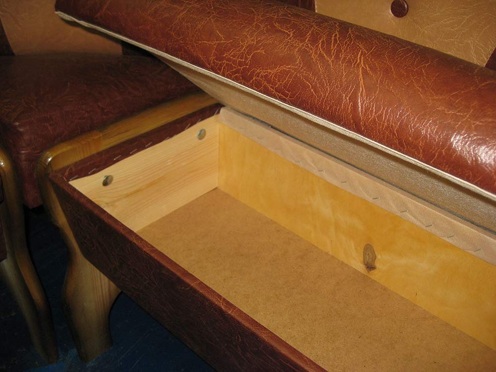 Кухонный угловой диван "Уют"