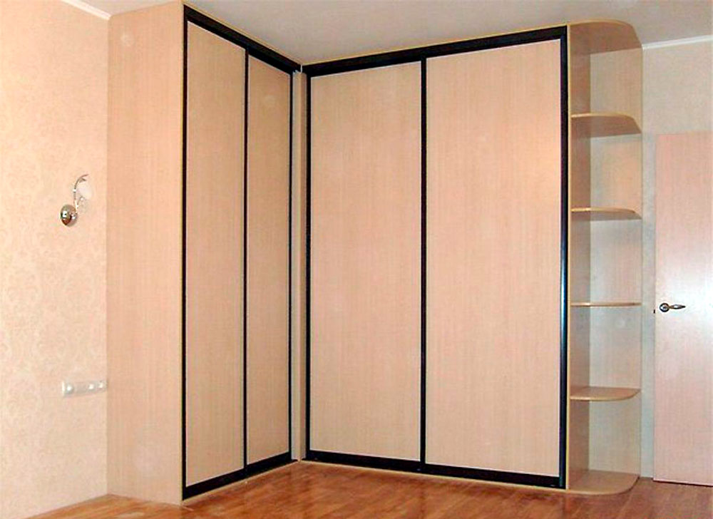 Угловой шкаф купе под заказ